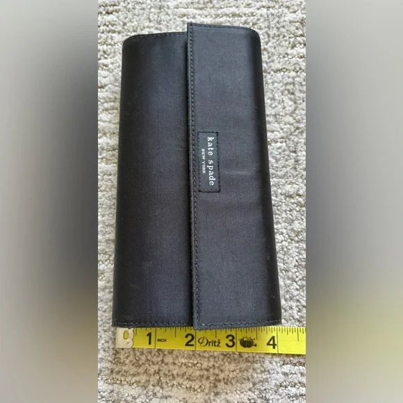 Kate Spade Wallet - Picture 6 of 6